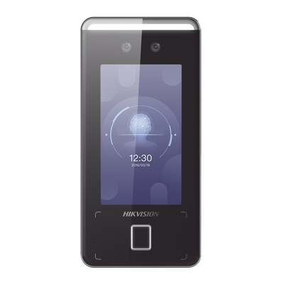 Terminal de Reconocimiento Facial ULTRA RÁPIDO (IP65) / Hasta 1.5 mts en lectura / Soporta P2P Hik-Connect / 3,000 Usuarios /QR y Videoportero (ambientes de bajo ruido)
