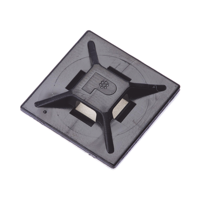 Sujetador Para Cable de 4 vías, con Adhesivo Acrilico, 25.4 x 25.4mm (1in x 1in), Color Negro, Uso en Exterior, 1 pieza